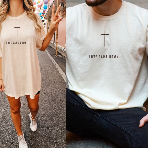 LOVE CAME DOWN TEE - Picture 3 of 14